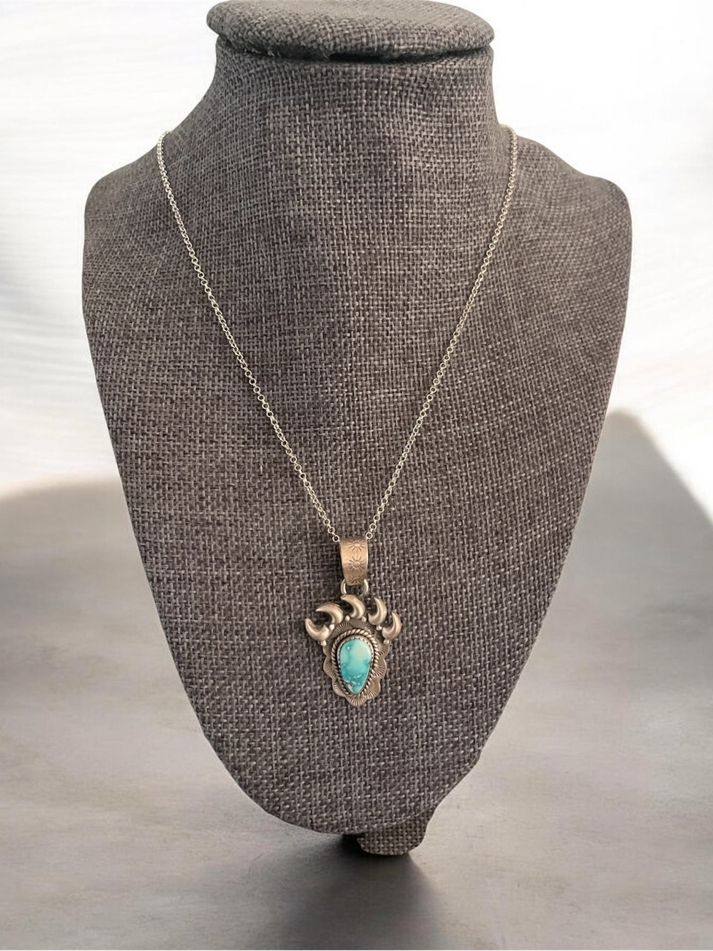 Sterling Silver Turquoise pendant necklace